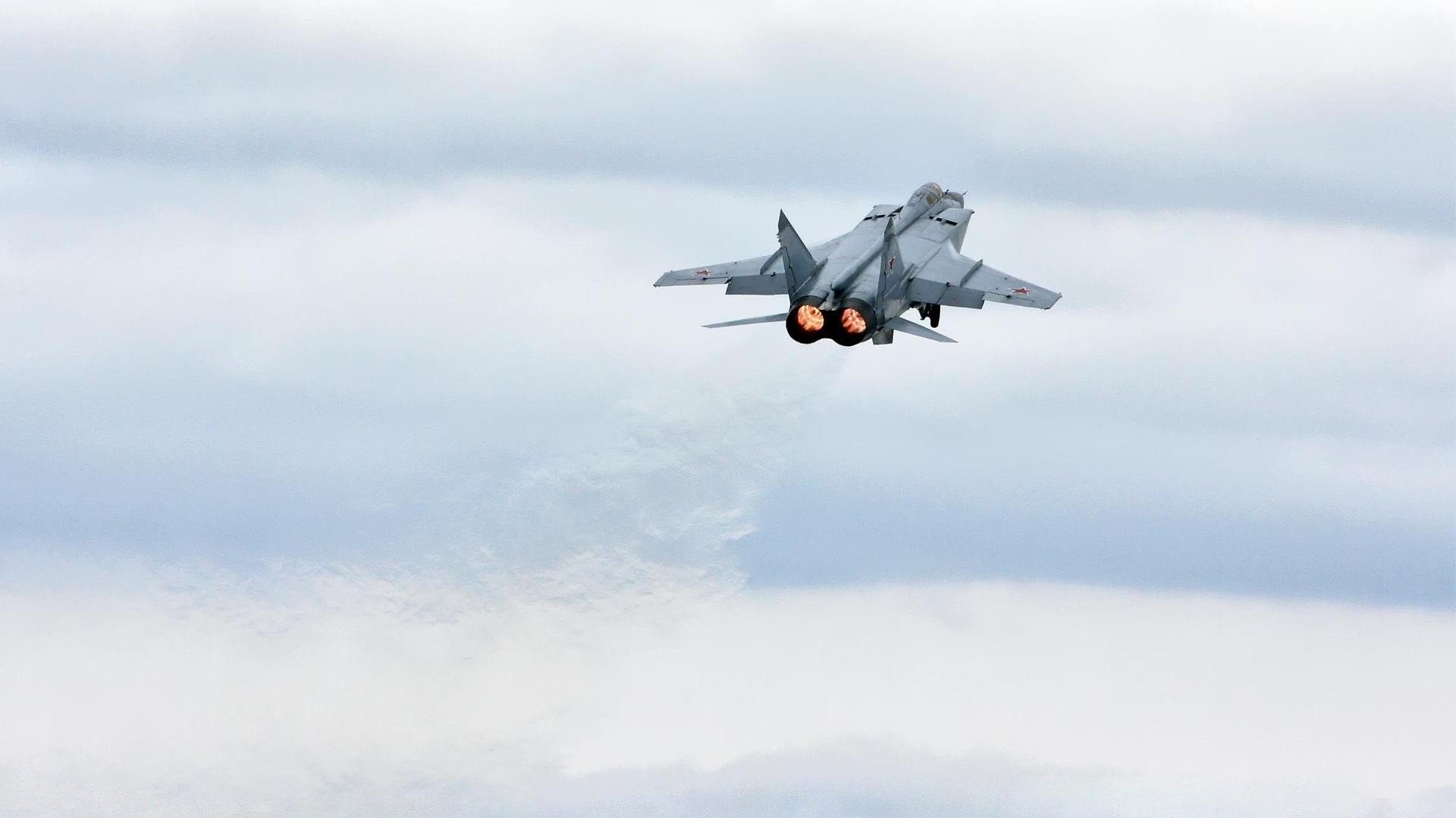 城市广场健身人群特征及管理对策分析，广场的使用人群分析